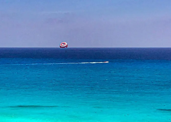 Seashore Apartment Cancun
